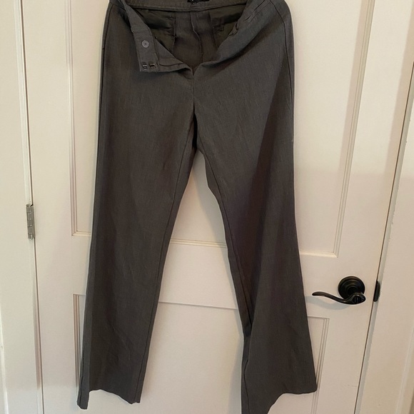 New York & Company Gray suit and pants set - Picture 2 of 6